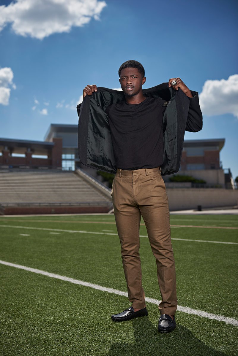 allen sports portraits at the stadium with mo perkins