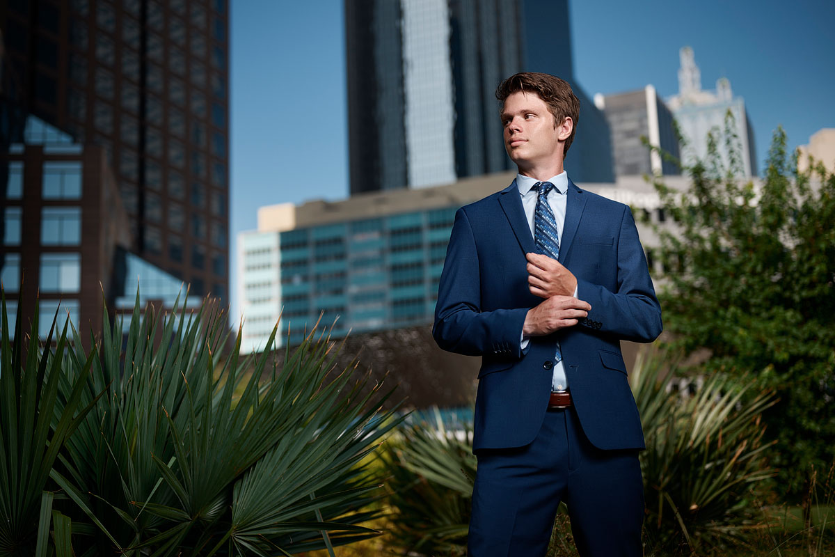 Bishop lynch senior pictures for guys with photographer jeff dietz dallas texas