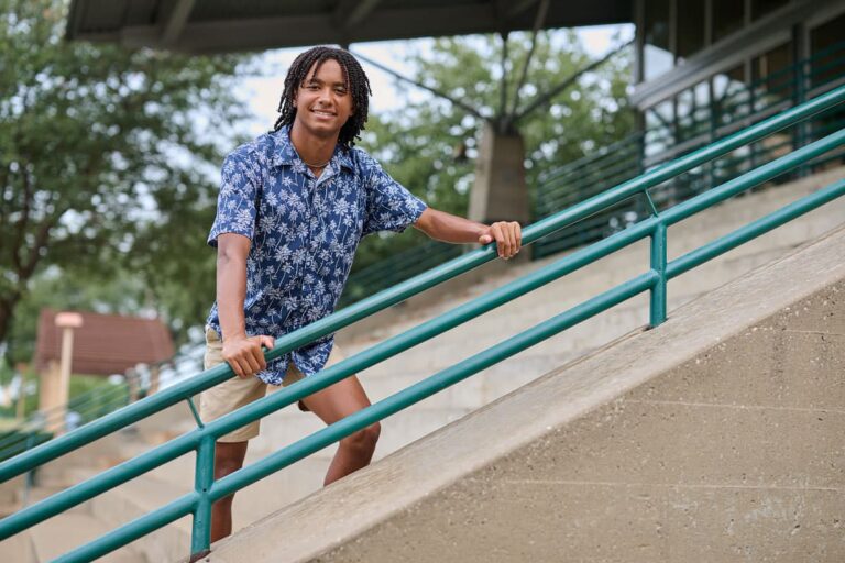 Greenhill School Senior Portraits On Campus
